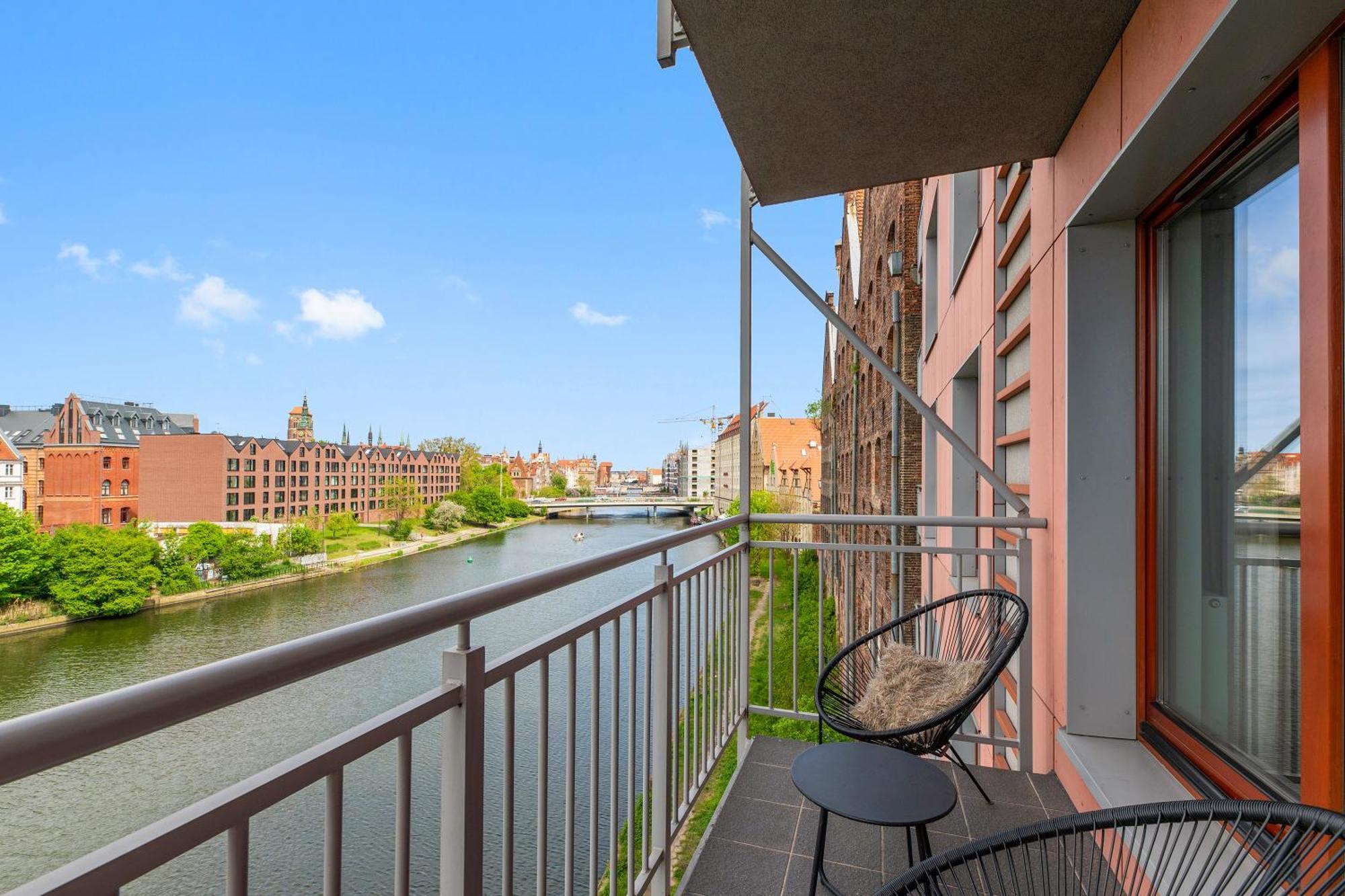 Waterlane Island - Riverview Pool, Spa, Gym & Parking By Downtown Apartments Danzig Exterior foto